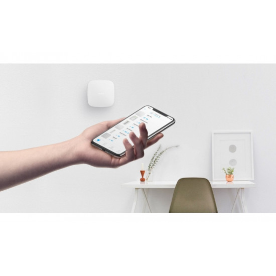Intellectual center of a security system Ajax Hub Plus, white Intellectual center of a security system Ajax Hub Plus, white