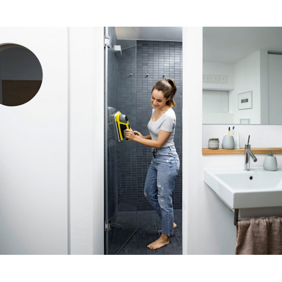 The vacuum cleaner for washing of windows of Karcher of KV 4 (vibropad) yellow The vacuum cleaner for washing of windows of Karcher of KV 4 (vibropad) yellow