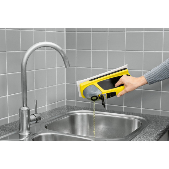 The vacuum cleaner for washing of windows of Karcher of KV 4 (vibropad) yellow The vacuum cleaner for washing of windows of Karcher of KV 4 (vibropad) yellow