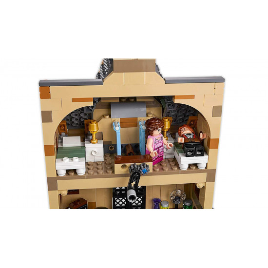 Конструктор LEGO Harry Potter ТМ Часовая башня в Хогвартсе (75948) Конструктор LEGO Harry Potter ТМ Часовая башня в Хогвартсе (75948)