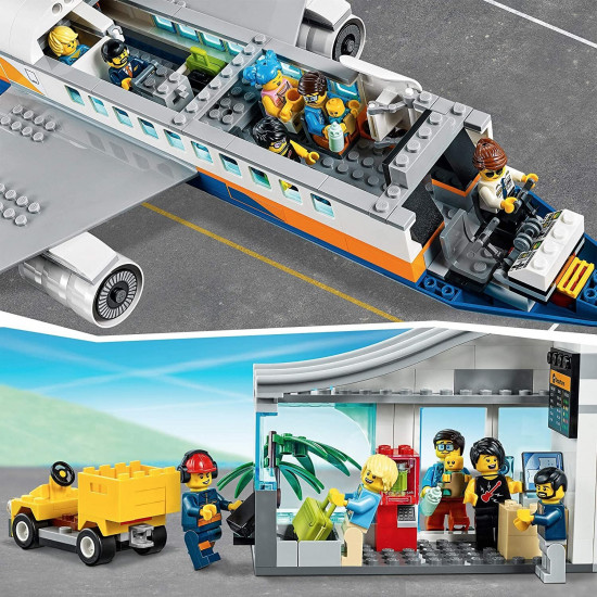 Конструктор LEGO City Пассажирский самолет (60262) Конструктор LEGO City Пассажирский самолет (60262)