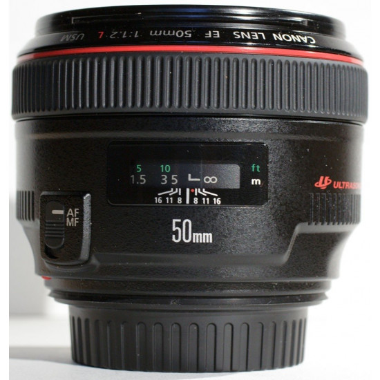Объектив Canon EF 50 mm f/1.2L USM (1257B005) Объектив Canon EF 50 mm f/1.2L USM (1257B005)
