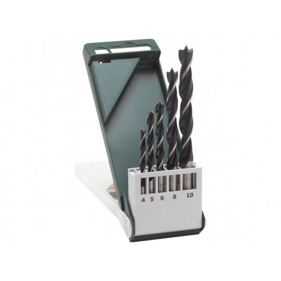 A set of drills of Bosch on a tree of 5 pieces A set of drills of Bosch on a tree of 5 pieces