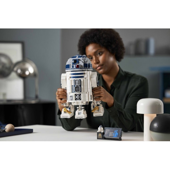 LEGO Star Wars R2-D2 2314 pieces (75308) LEGO Star Wars R2-D2 2314 pieces (75308)