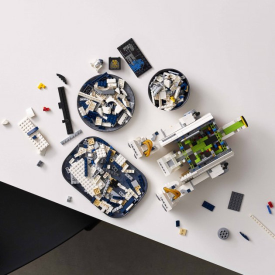 LEGO Star Wars R2-D2 2314 pieces (75308) LEGO Star Wars R2-D2 2314 pieces (75308)