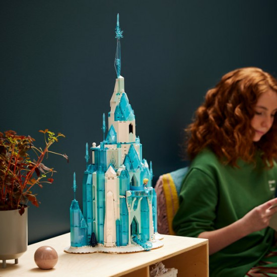 LEGO Disney Princess Ice Castle 1709 pieces (43197) LEGO Disney Princess Ice Castle 1709 pieces (43197)
