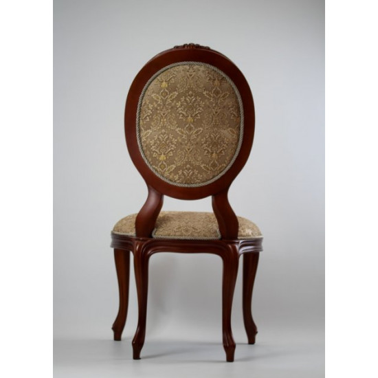 Dining chair for the kitchen made of natural wood. Dining chair for the kitchen made of natural wood.