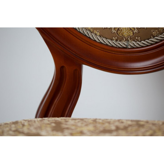 Dining chair for the kitchen made of natural wood. Dining chair for the kitchen made of natural wood.