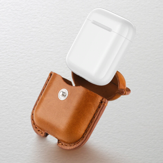Шкіряний чохол Primo Hook для навушників Apple AirPods / AirPods 2019 - Light Brown Шкіряний чохол Primo Hook для навушників Apple AirPods / AirPods 2019 - Light Brown