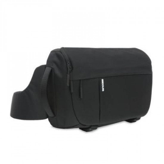 Фото сумка Incase DSLR Sling Pack, Nylon, Black (CL58067) Фото сумка Incase DSLR Sling Pack, Nylon, Black (CL58067)