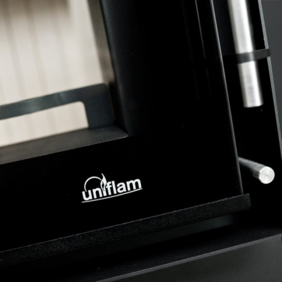 Каминная топка Uniflam 860 EVO LBS с цельным стеклом Каминная топка Uniflam 860 EVO LBS с цельным стеклом
