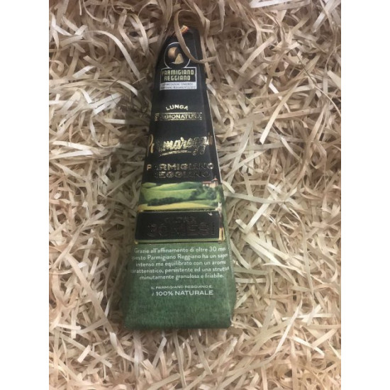 Сир пармезан Parmareggio Parmigiano Reggiano 30 mesi DOP 250 г Сир пармезан Parmareggio Parmigiano Reggiano 30 mesi DOP 250 г