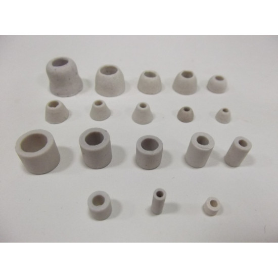 ceramic insulators 1000 pcs. ceramic insulators 1000 pcs.