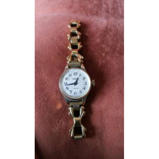 Soviet-era clock Chaika USSR vintage retro ladies watch Soviet-era clock Chaika USSR vintage retro ladies watch