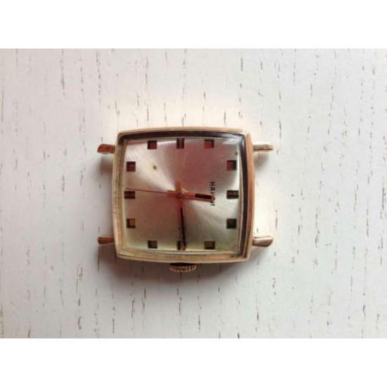 Gold watches nairi 1977 ussr with a passport Gold watches nairi 1977 ussr with a passport
