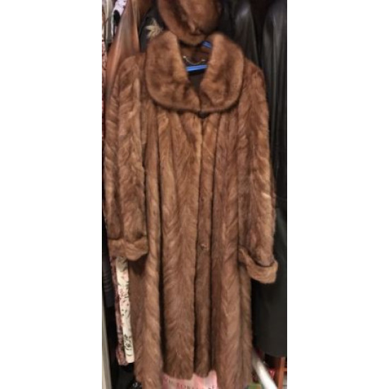 Fur coat mink red, Size 56 Fur coat mink red, Size 56