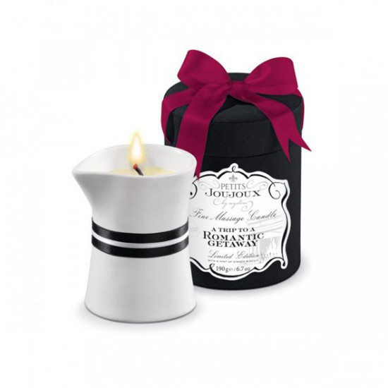 Массажная свечa Petits Joujoux - Romantic Getaway - Ginger Biscuit (190 г) Массажная свечa Petits Joujoux - Romantic Getaway - Ginger Biscuit (190 г)