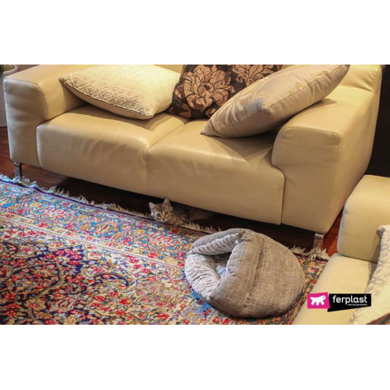 Ferplast of TUFLI - A sleeping lodge pocket for cats with a toy Ferplast of TUFLI - A sleeping lodge pocket for cats with a toy