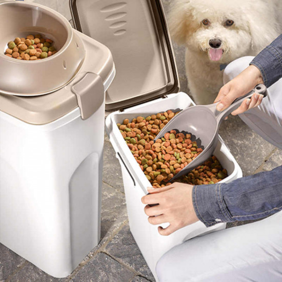Stefanplast of Pet food Container - A container for storage of a dry feed Stefanplast of Pet food Container - A container for storage of a dry feed