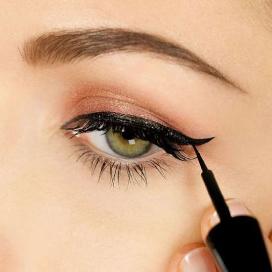 Рідка підводка для очей Artdeco Calligraphy Dip Eyeliner водостійка, 01 Black, 2.5 мл Рідка підводка для очей Artdeco Calligraphy Dip Eyeliner водостійка, 01 Black, 2.5 мл