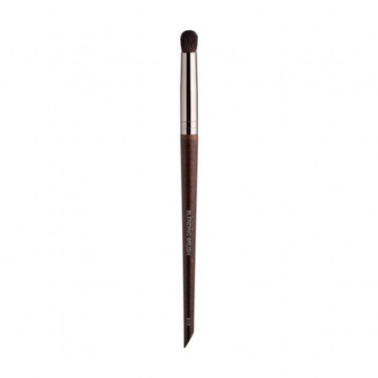 Пензель для нанесення та розтушовування тіней Bogenia Professional Blending Brush 012, натуральний ворс (BG200) Пензель для нанесення та розтушовування тіней Bogenia Professional Blending Brush 012, натуральний ворс (BG200)