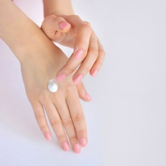 Multivitamin Orchid hand and nail cream Health and Beauty Cream, 100 ml Multivitamin Orchid hand and nail cream Health and Beauty Cream, 100 ml