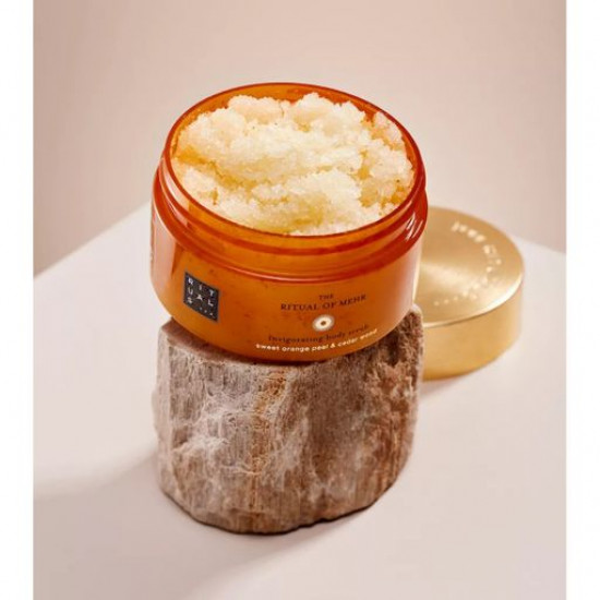 Набор Rituals The Meh Energising Collection (гель для душа, 200 мл + мист для тела, 50 мл + крем для тела, 200 мл + скраб для тела, 250 г)
Набор Rituals The Meh Energising Collection (гель для душа, 200 мл + мист для тела, 50 мл + крем для тела, 200 мл + скраб для тела, 250 г)