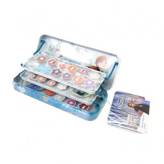 A set of children's cosmetics in the Markwins Frozen case 3 levels, since 5 years, 260 g (1580155E) A set of children's cosmetics in the Markwins Frozen case 3 levels, since 5 years, 260 g (1580155E)