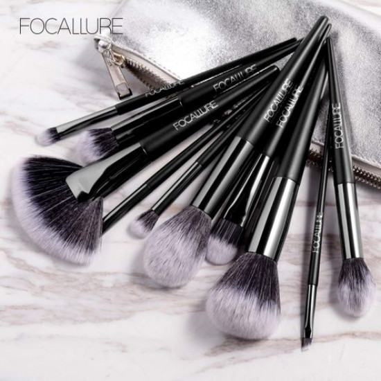 A set of brushes for a make-up of Focallure Brushes Bundle with a make-up bag, 10 pieces A set of brushes for a make-up of Focallure Brushes Bundle with a make-up bag, 10 pieces