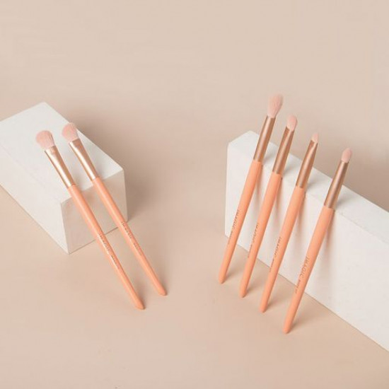 A set of brushes for a make-up of Imagic Eye Makeup Brush Set, 2 Pink, 6 pieces A set of brushes for a make-up of Imagic Eye Makeup Brush Set, 2 Pink, 6 pieces