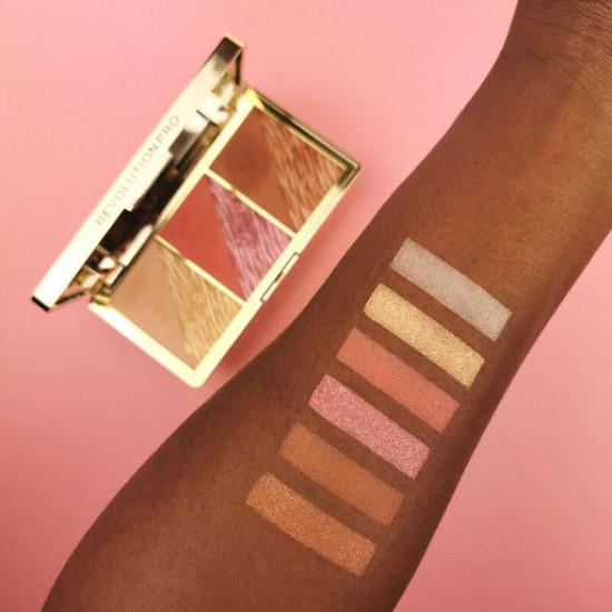 Палетка для макияжа лица Revolution Pro Crystal Luxe Face Palette Rose Fresco, 8.4 г
Палетка для макияжа лица Revolution Pro Crystal Luxe Face Palette Rose Fresco, 8.4 г