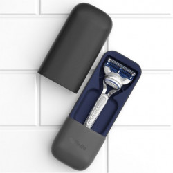 Gift Gillette Skinguard Sensitive set (Gillette Skinguard Sensitive razor + 1 replaceable cartridge + Road case)