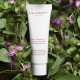 Smyagchayushchy and the peeling cream for the person Clarins Gentle Peeling Smooth Away Cream with natural microgranules, 50 ml Smyagchayushchy and the peeling cream for the person Clarins Gentle Peeling Smooth Away Cream with natural microgranules, 50 ml